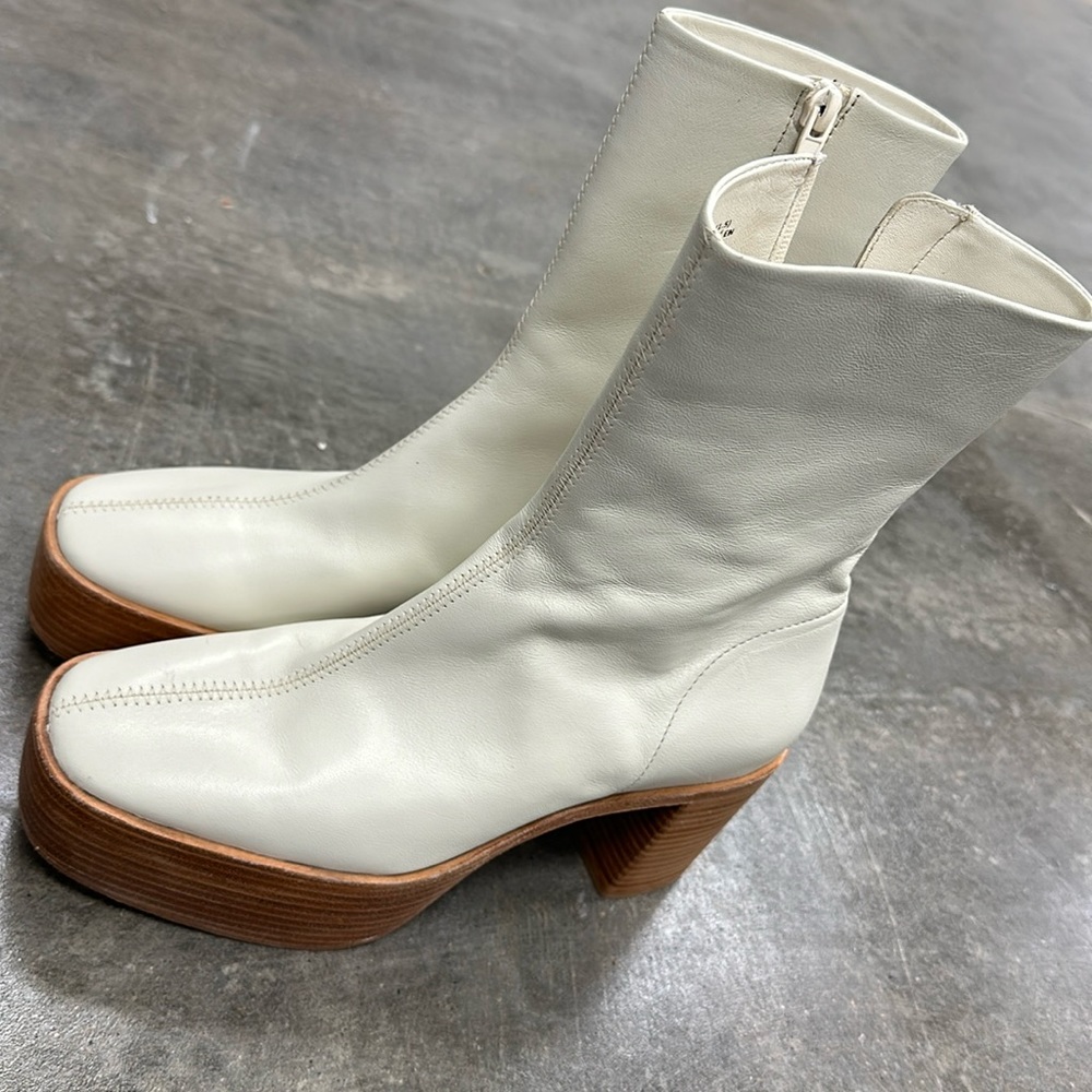 HM studio 2020 cream platform boots
